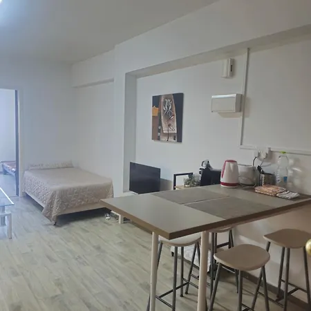 Apartment Downtown Living By 'flats Nicosia' *