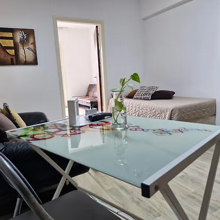 Downtown Living By 'flats Nicosia' Апартаменты *