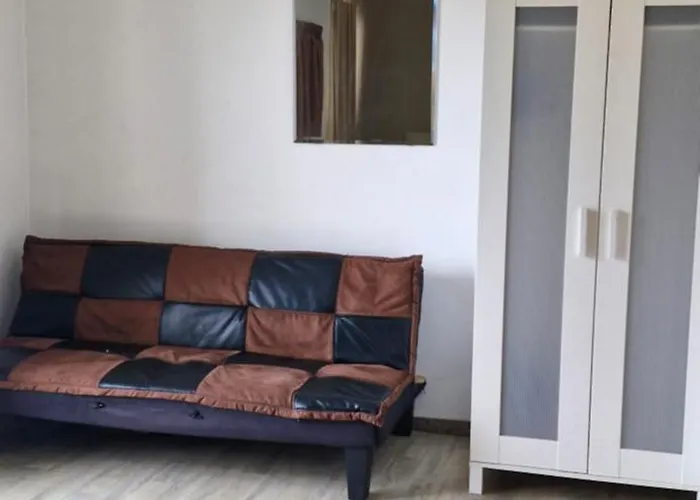 Downtown Living By 'flats Nicosia' * Никосия