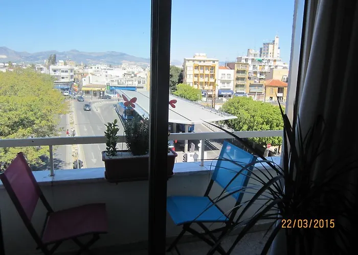 Downtown Living By 'flats Nicosia' Апартаменты *