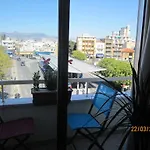 Downtown Living By 'flats Nicosia' 公寓 *